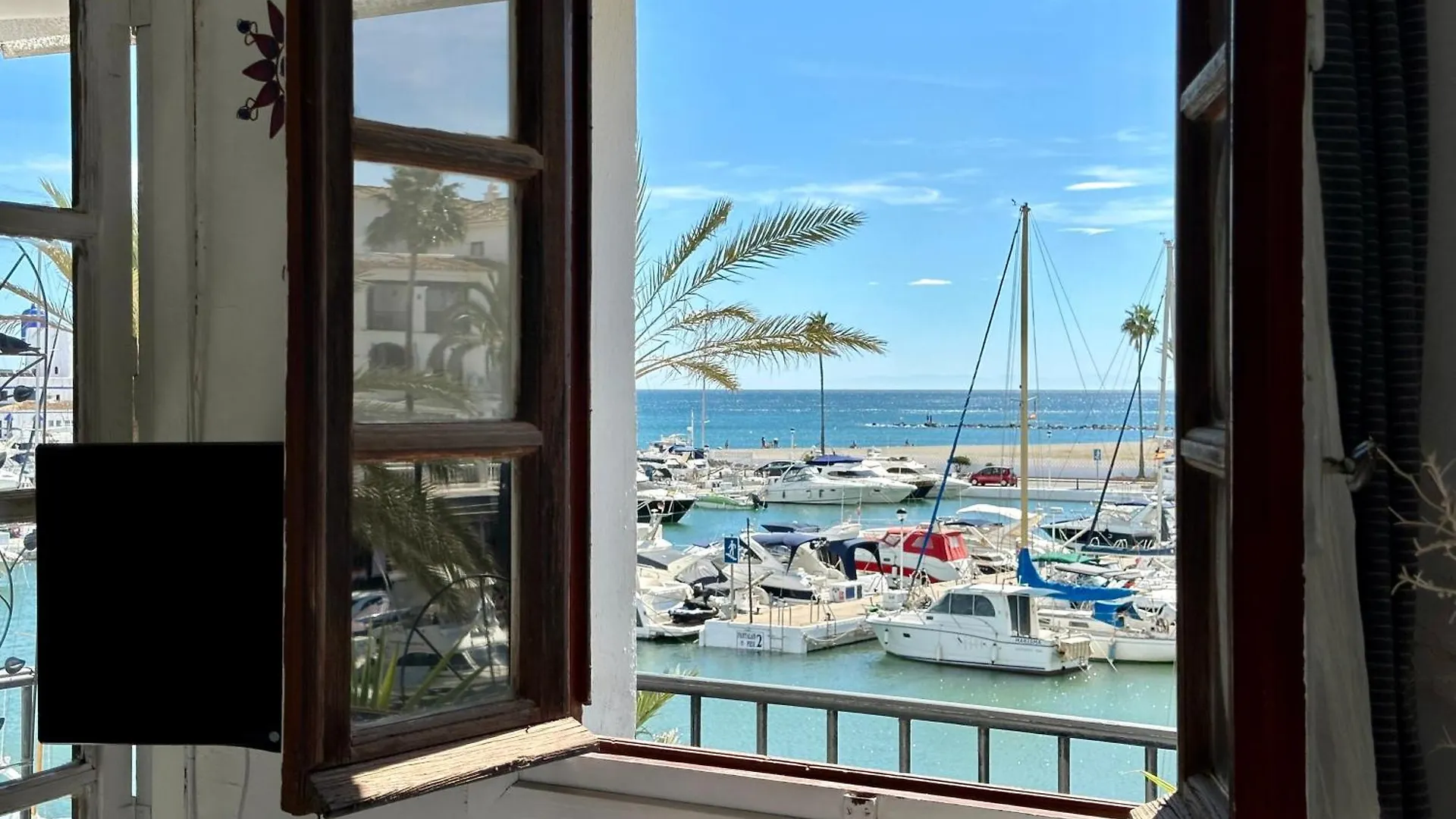 Sea View Loft In La Duquesa Close To Beach Manilva